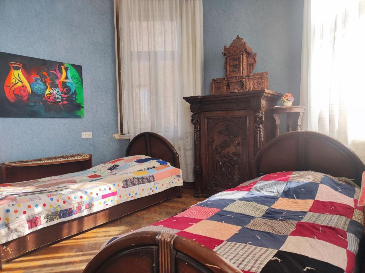 Guest House Irina Tbiliszi Kültér fotó